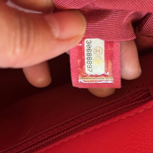 AUTHENTIC CHANEL 19, Large - Dark Rose - Picture 11 of 17